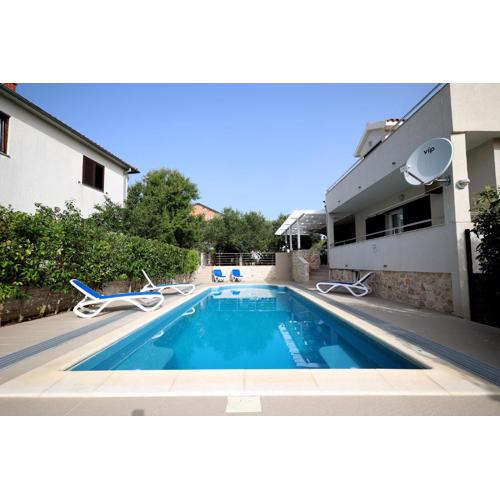 Apartments Slanica-Murter