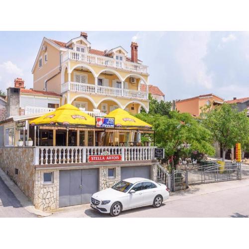 Apartments Smilje i Maslina