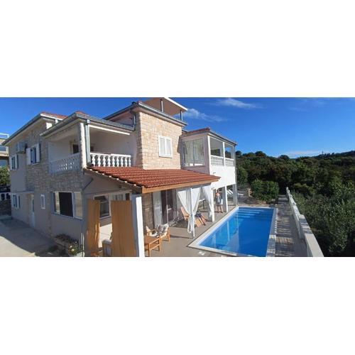 Apartments Solta