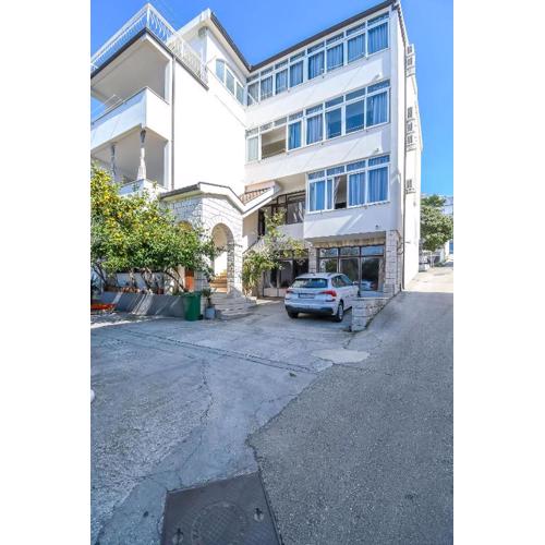 Apartments Studio apartments Ratimir