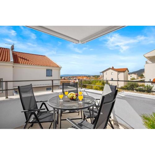 Apartments Tim & Klara - Sunny Cres Island