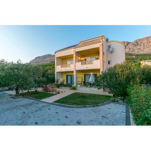 Apartments Tonci