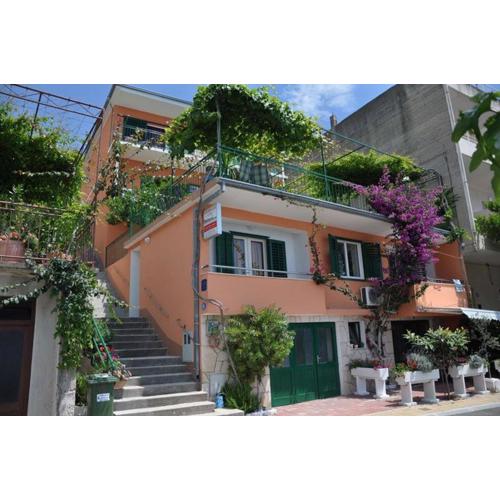 Apartments Tonci