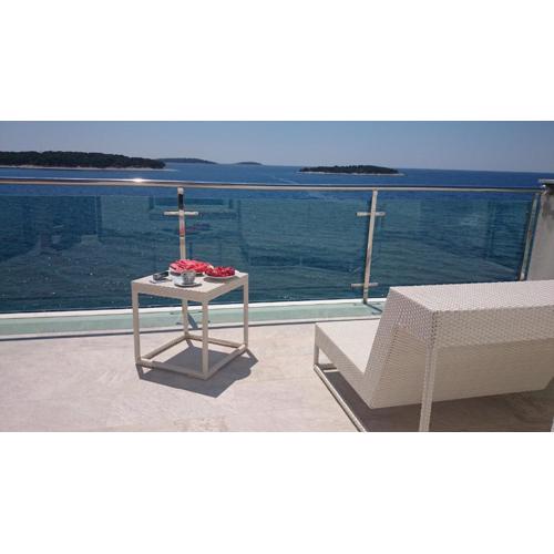Apartments Toni Sea view