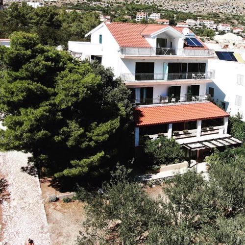 Apartments Vala 3