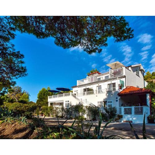 Apartments Velo Lago