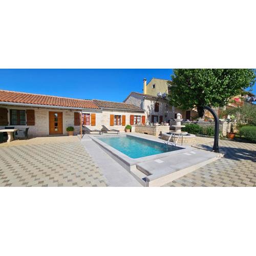 Apartments Vesna with Pool - NEW!