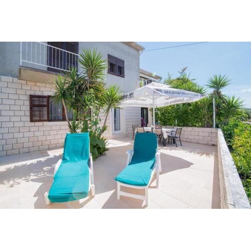 Apartments Veve - One Bedroom Apartment with Terrace Sea View Nensi ST