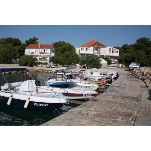 Apartments Vili Betina