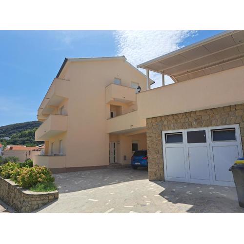 Apartments Vili