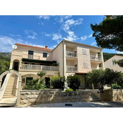 Apartments Villa Adria Bol