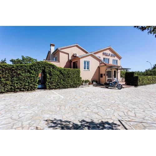 Apartments Villa Ana