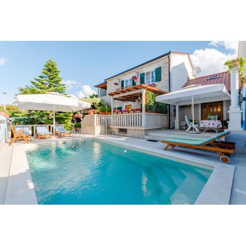 Apartments Villa Camellia - Adults Only
