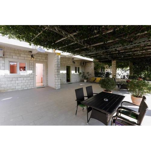 Apartments Villa Dubrovnik- Superior Studio Apartment with Terrace and Sea View