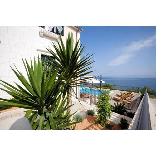 Apartments Villa Grlica - One Bedroom Apartment with Terrace and Sea View A1