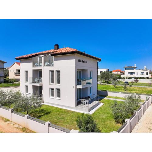 Apartments Villa Navi