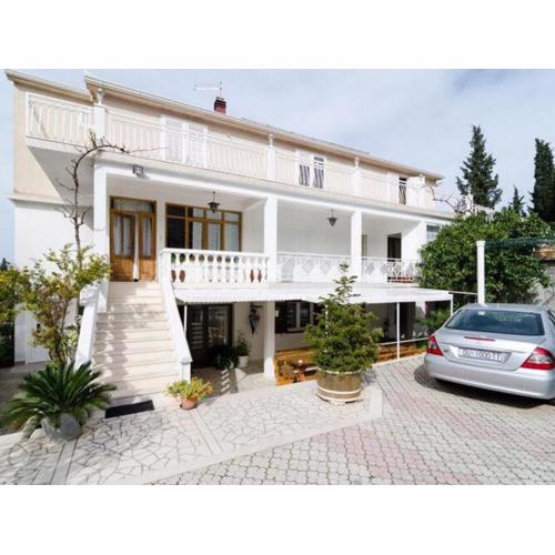 Apartments Villa Nikol - Two Bedroom Apartment with Balcony and Sea View APT 7
