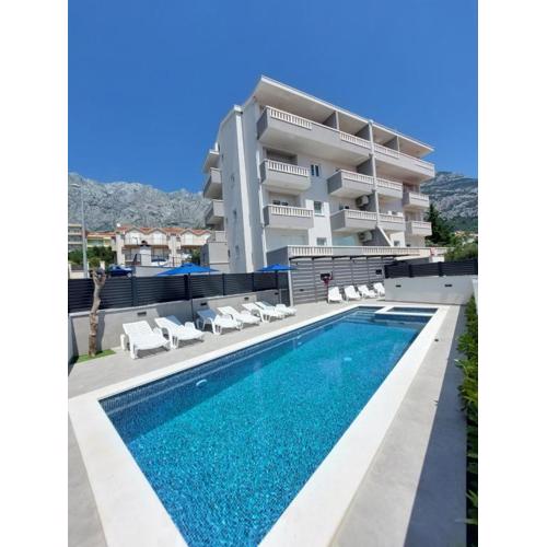 Apartments Villa Nova with pool