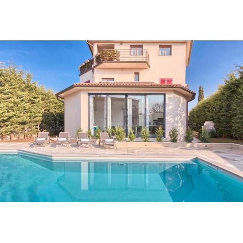 Apartments Villa YoYo