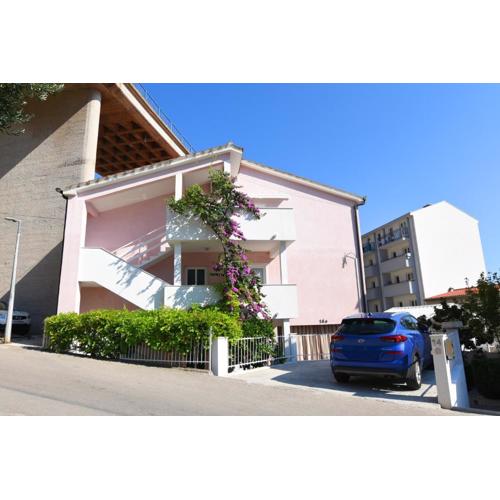 Apartments Vodanović