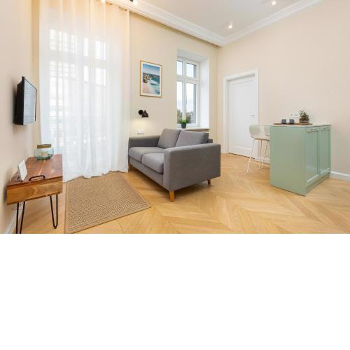 Apartments Warsaw Targowa by Noclegi Renters