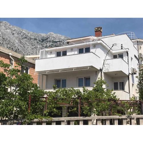 Apartments with a parking space Baska Voda, Makarska - 6612