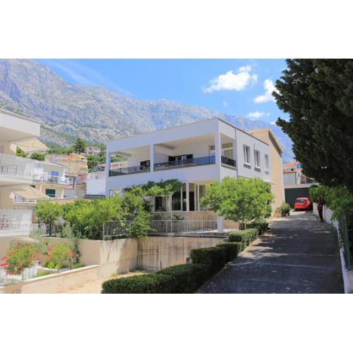 Apartments with a parking space Baska Voda, Makarska - 6773