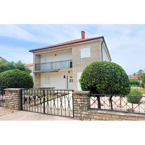 Apartments with a parking space Biograd na Moru, Biograd - 24355