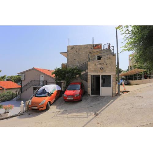 Apartments with a parking space Brela, Makarska - 789