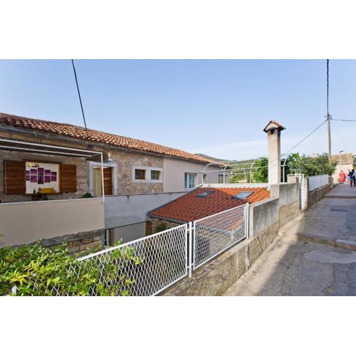 Apartments with a parking space Hvar - 23410