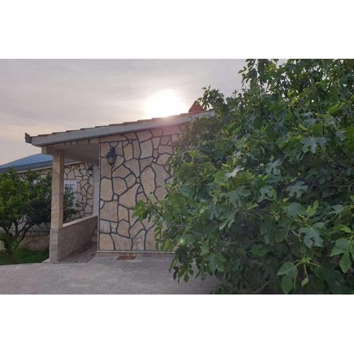 Apartments with a parking space Kastel Stari, Kastela - 21827