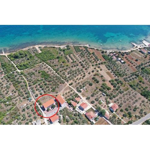 Apartments with a parking space Kraj, Pasman - 22000