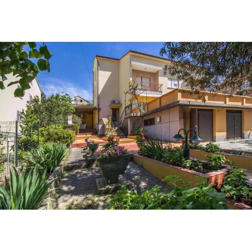 Apartments with a parking space Losinj, Losinj - 20930