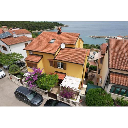 Apartments with a parking space Mali Losinj (Losinj) - 15201