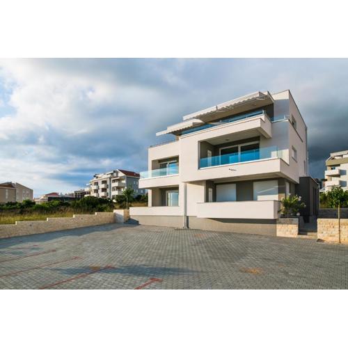 Apartments with a parking space Novalja, Pag - 11775