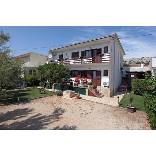 Apartments with a parking space Pag - 12035