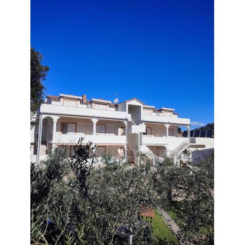 Apartments with a parking space Pakostane, Biograd - 22375