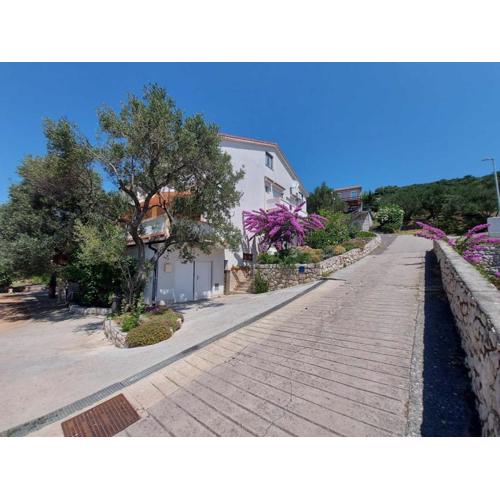 Apartments with a parking space Palit, Rab - 24108