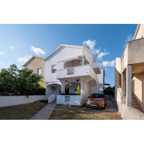 Apartments with a parking space Povljana, Pag - 11516