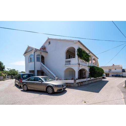 Apartments with a parking space Povljana, Pag - 21318