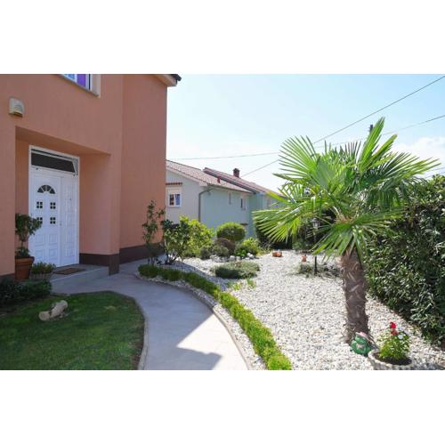 Apartments with a parking space Rijeka - 23345