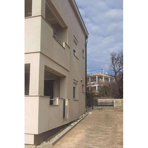 Apartments with a parking space Rovanjska, Paklenica - 22260