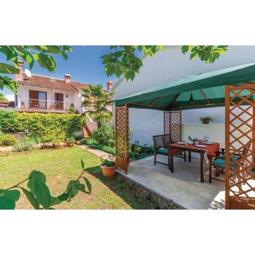 Apartments with a parking space Rovinj - 20545
