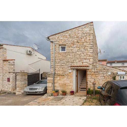 Apartments with a parking space Rovinjsko Selo, Rovinj - 14514