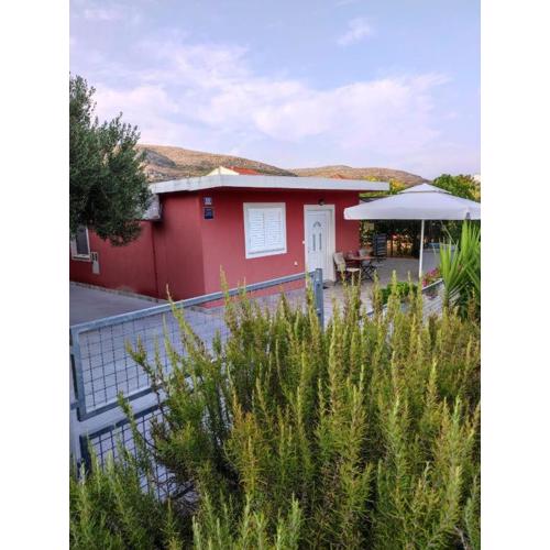 Apartments with a parking space Seget Donji, Trogir - 23533