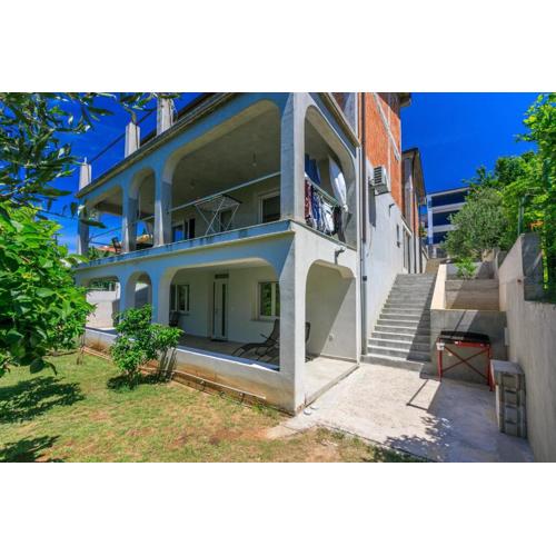 Apartments with a parking space Selce, Crikvenica - 24323