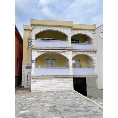 Apartments with a parking space Seline, Paklenica - 21261