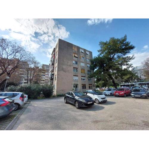 Apartments with a parking space Split - 22919