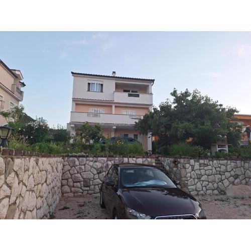 Apartments with a parking space Supetarska Draga - Donja, Rab - 15999