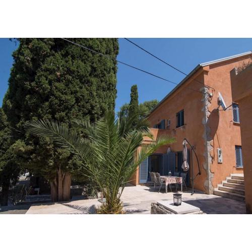 Apartments with a parking space Veli Losinj, Losinj - 21187
